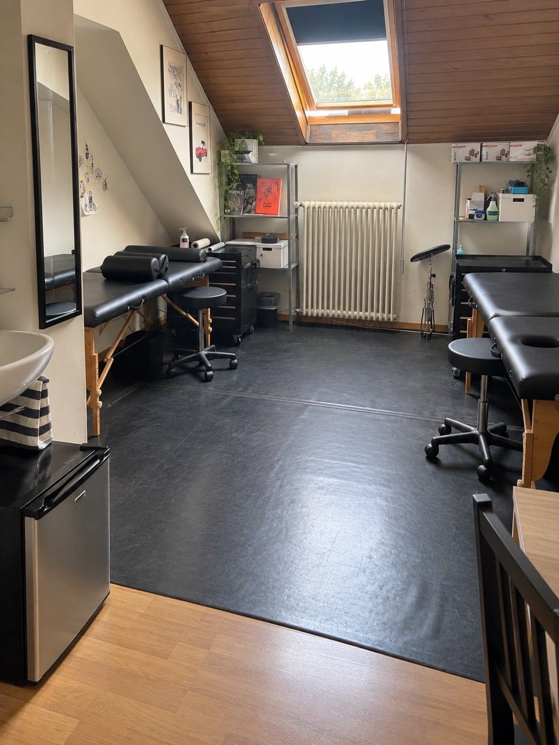 POSTE TATTOO / NAIL ART / BEAUTÉ À LOUER – LAUSANNE CITÉ — Lausanne